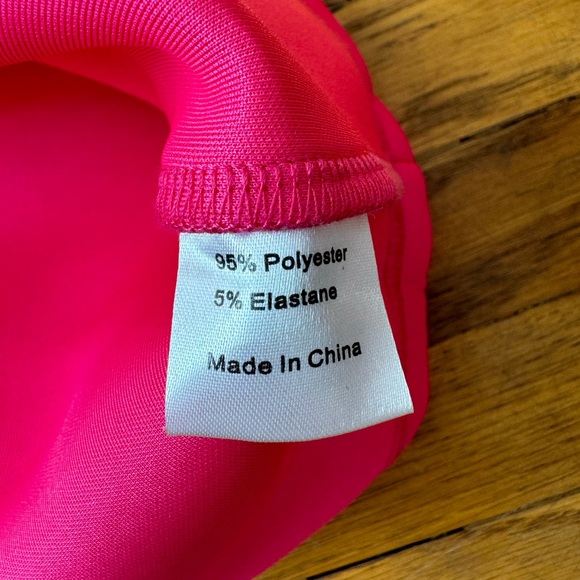 NWT - LONG SLEEVE CUT OUT RIBBON MIDI DRESS - FUCHSIA - Picture 3 of 4